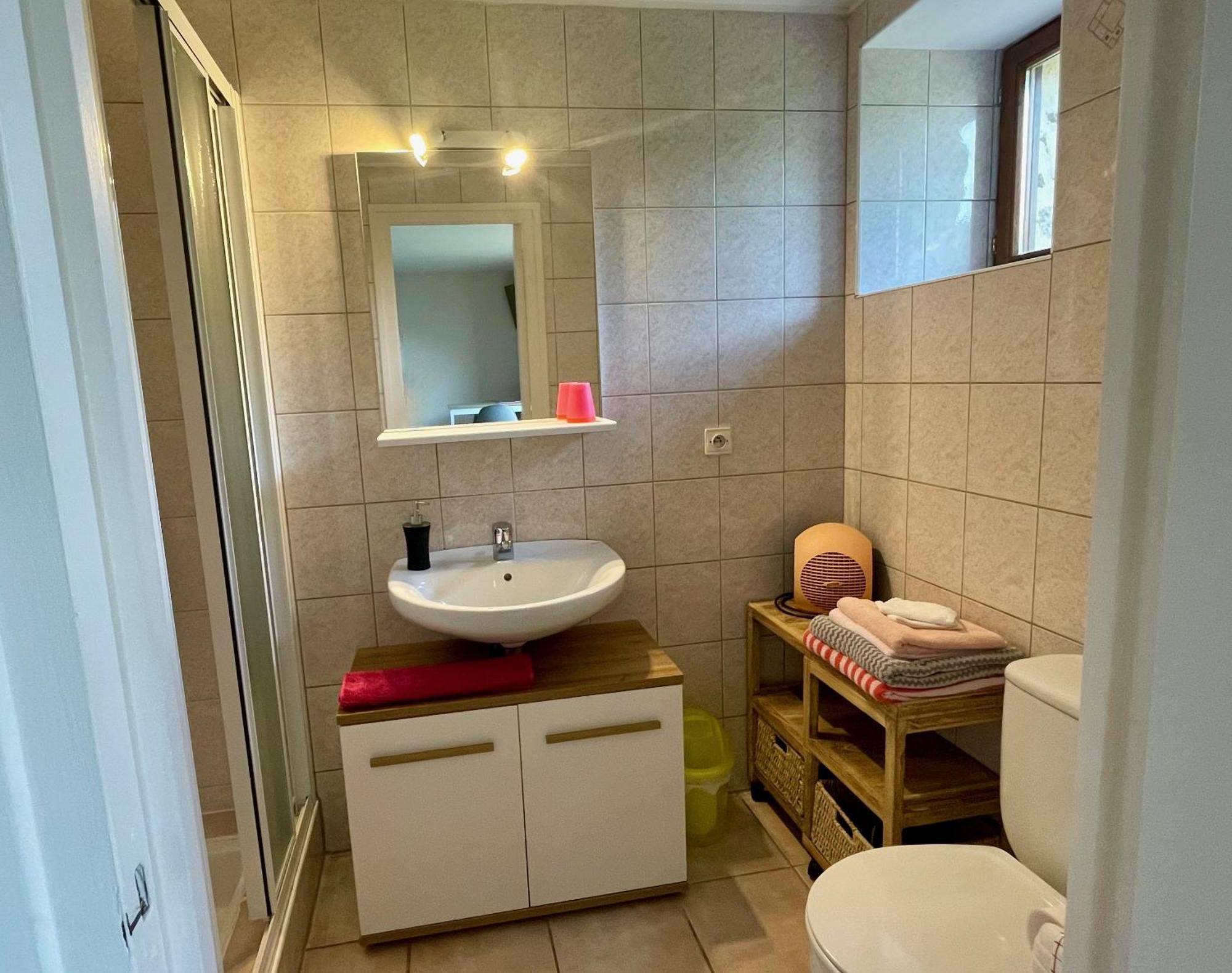 Chambres D'Hotes Les Tilleuls Poullaouen Exteriör bild